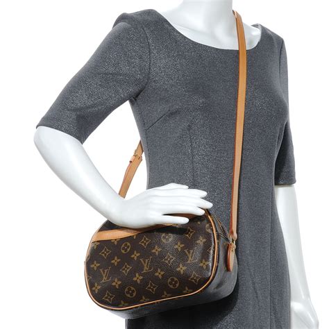 lv monogram blois|LOUIS VUITTON Monogram Blois 1509065 .